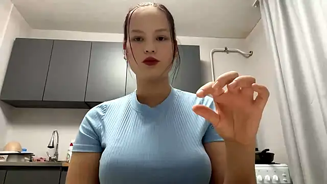 Snapshot of WilmaWeis chatting on October 27, 2:10 pm WilmaWeis online show from October 27, 2:10 pm