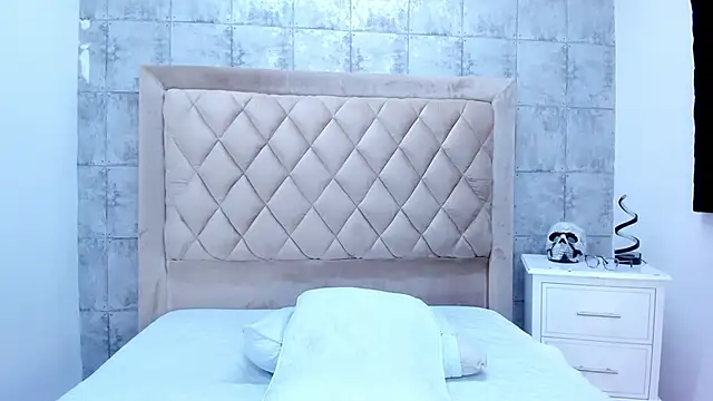 AmaraWolf online show from November 16, 9:09 pm