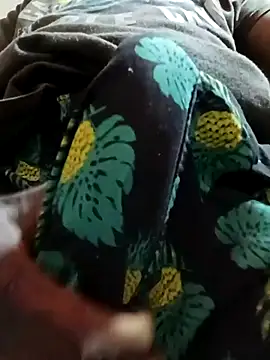 shoodly99 online show from April 12, 10:04 pm