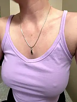 CreamedKitten online show from January 8, 4:31 pm