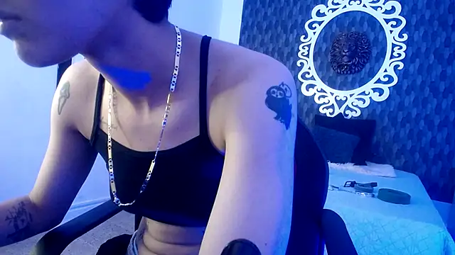 Ghost  Girl  online show from October 31, 4:57 am