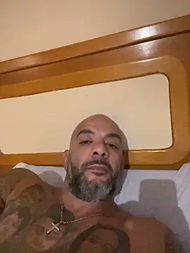 latino2211 online show from October 26, 12:38 am