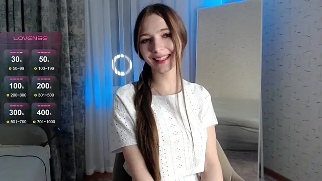 miragge  online show from December 15, 9:30 pm