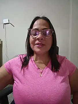 Snapshot of Angie_milf50 chatting on July 3, 4:52 am Angie milf50 online show from July 3, 4:52 am