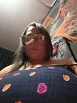 Snapshot of Angie_milf50 chatting on July 12, 12:56 am Angie milf50 online show from July 12, 12:56 am