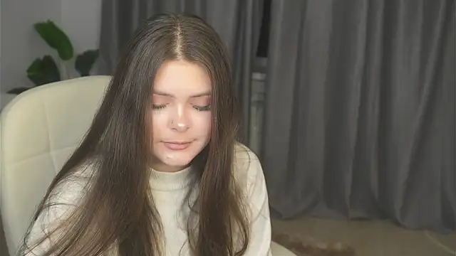 Snapshot of AdelinaIbraham chatting on October 28, 3:36 pm AdelinaIbraham online show from October 28, 3:36 pm