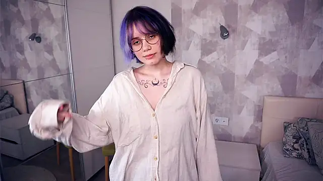 Snapshot of KellePourier chatting on November 4, 6:40 pm KellePourier online show from November 4, 6:40 pm