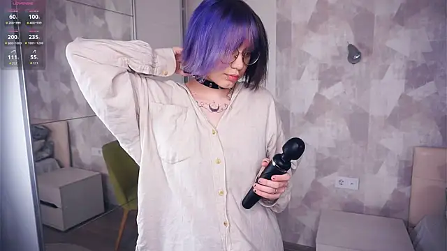 Snapshot of KellePourier chatting on November 5, 7:25 pm KellePourier online show from November 5, 7:25 pm