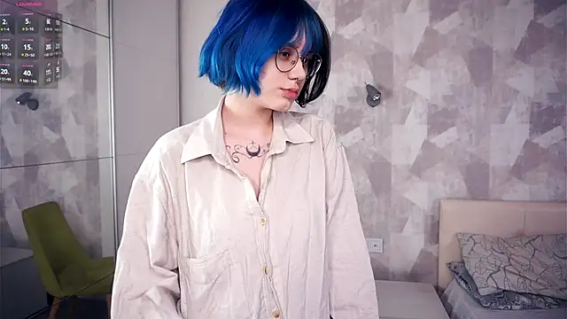 Snapshot of KellePourier chatting on November 9, 6:50 pm KellePourier online show from November 9, 6:50 pm