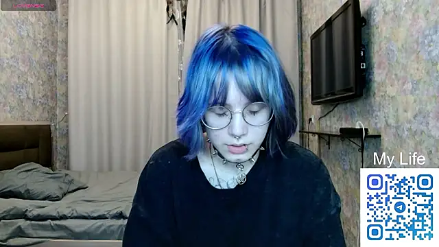 KellePourier online show from March 14, 6:46 pm