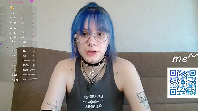 KellePourier online show from April 8, 6:24 am