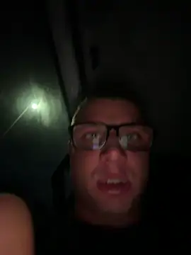 Snapshot of PolishBoy1995 chatting on November 6, 5:52 am PolishBoy1995 online show from November 6, 5:52 am