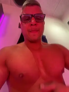 Snapshot of PolishBoy1995 chatting on May 11, 4:48 pm PolishBoy1995 online show from May 11, 4:48 pm