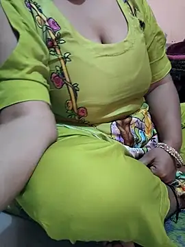 CUTE-GIRL-1 online show from January 11, 10:31 am