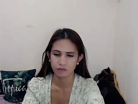 prettysam9 online show from December 19, 10:00 am