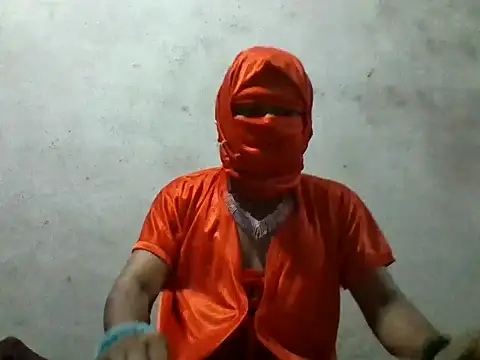 Snapshot of yourmaleslave143@xh chatting on October 28, 7:05 pm yourmaleslave143xh online show from October 28, 7:05 pm