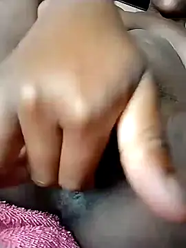 Blondecurv24 online show from December 4, 9:07 am