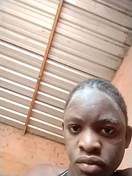 Blondecurv24 online show from December 5, 9:18 am