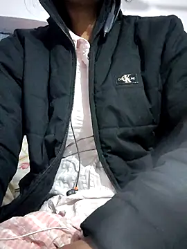 Snapshot of Hot-Rubyy chatting on December 15, 7:12 am Hot-Rubyy online show from December 15, 7:12 am