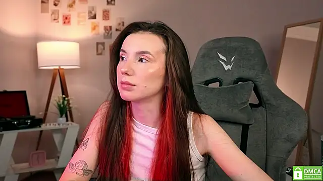 Snapshot of yourfrenchteacher chatting on November 7, 5:18 am yourfrenchteacher online show from November 7, 5:18 am