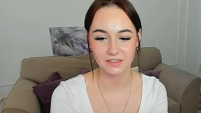 MakeYoueHappy online show from November 23, 12:05 pm