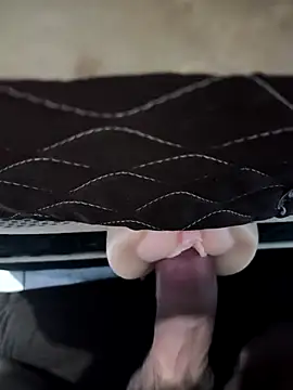 Renatomendes07H online show from April 12, 8:03 pm