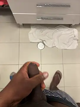 negrinho5 online show from March 13, 1:45 am