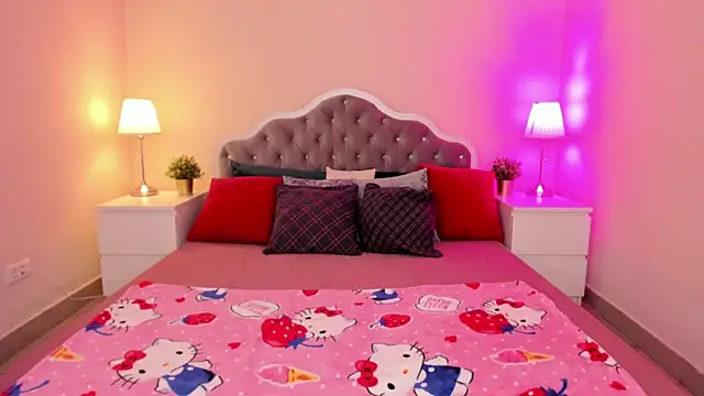 gracieave online show from November 11, 1:16 am