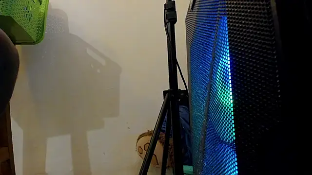 hathor  01 online show from December 14, 1:27 pm