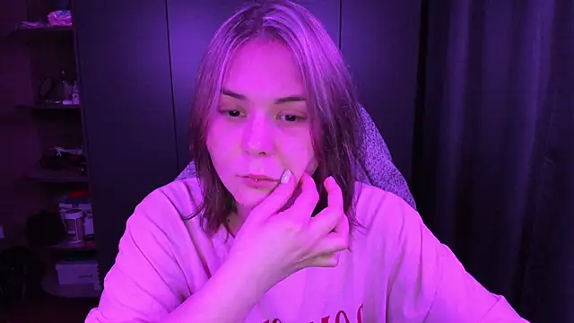 sophia lix online show from November 12, 6:19 pm