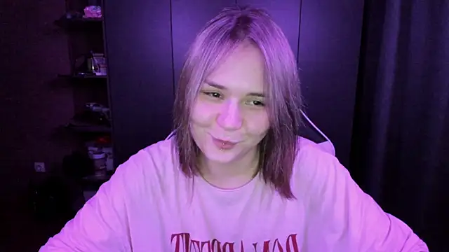 sophia lix online show from November 17, 5:08 pm