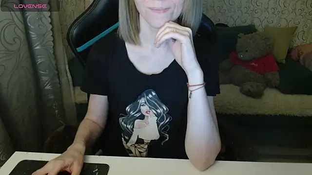  Alisa Allison  online show from October 27, 3:05 pm