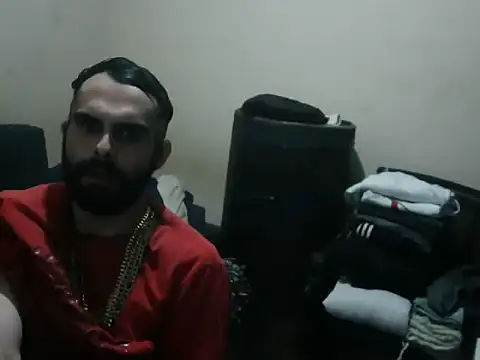 giovanift111 online show from April 18, 6:28 am