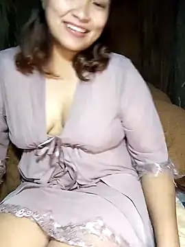 Snapshot of loncon-mup chatting on November 12, 4:35 am loncon-mup online show from November 12, 4:35 am