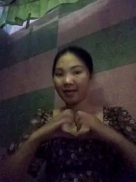 Snapshot of Lovebaby-love chatting on November 9, 12:47 pm Lovebaby-love online show from November 9, 12:47 pm