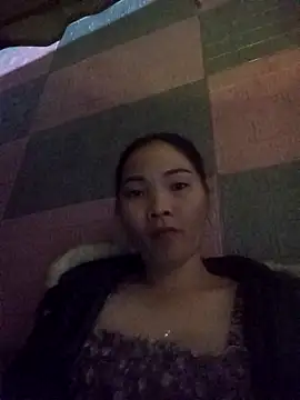 Snapshot of Lovebaby-love chatting on November 27, 12:18 pm Lovebaby-love online show from November 27, 12:18 pm