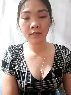 Lovebaby-love online show from April 18, 2:10 pm