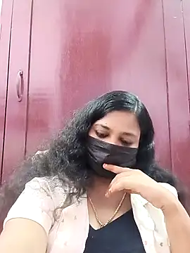 Mandhra28 online show from November 13, 7:35 pm