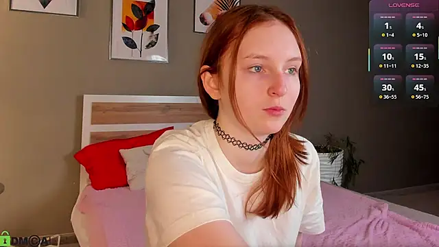 Snapshot of AngelWisee chatting on May 5, 3:03 am AngelWisee online show from May 5, 3:03 am