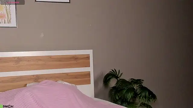 AngelWisee online show from June 25, 3:06 am