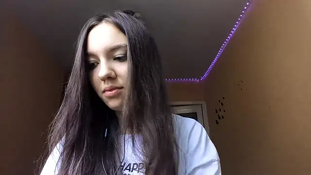 Kimixoo online show from October 29, 9:33 am