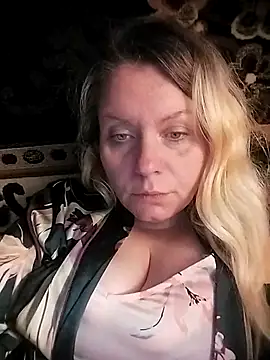 Lana-murr online show from November 15, 5:27 am