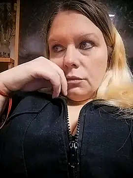 Lana-murr online show from December 3, 7:27 am