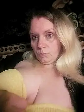 Lana-murr online show from December 5, 6:15 pm