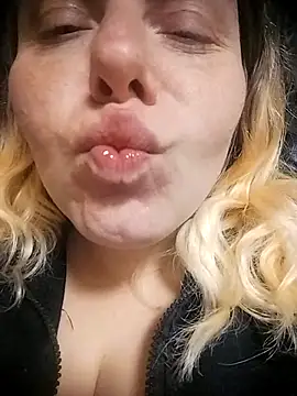 Lana-murr online show from March 30, 5:41 am