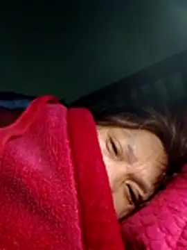 bella-la online show from January 11, 11:10 pm