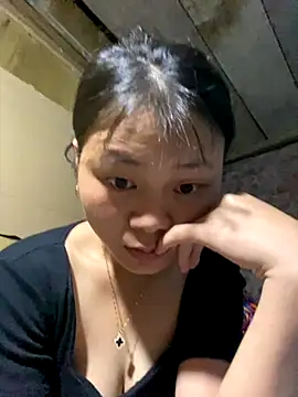 Snapshot of Sophia-123 chatting on November 5, 8:31 pm Sophia-123 online show from November 5, 8:31 pm