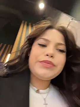 Snapshot of Kissy_Moon chatting on November 14, 3:11 pm Kissy Moon online show from November 14, 3:11 pm