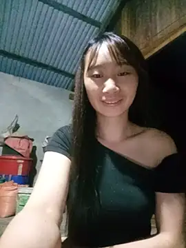 Snapshot of Linh_sexy98 chatting on May 18, 10:26 pm Linh sexy98 online show from May 18, 10:26 pm
