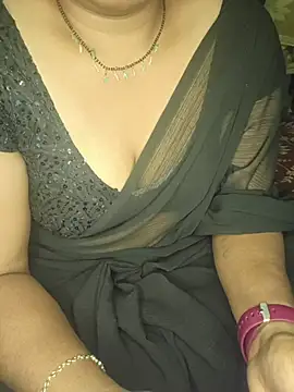 shreyareddy99 online show from November 8, 12:49 pm